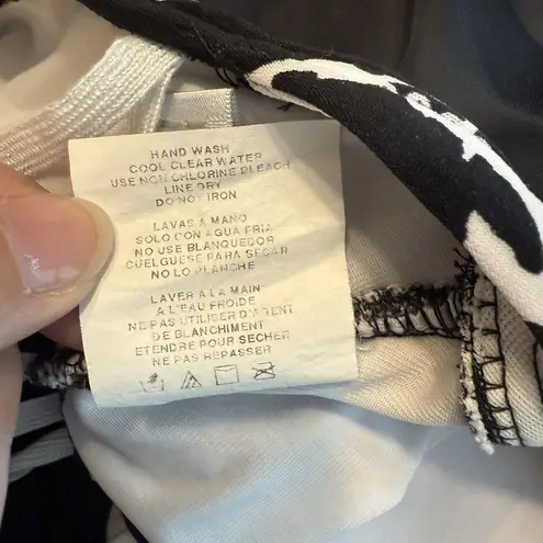 Magicsuit By Miraclesuit Sz 12 Black & White Zooloo Yves Halter One