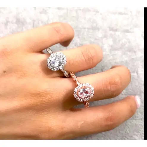 Boutique NEW Women’s White Gold Filled Oval Simulated Diamond Engagement Ring, Sz 7