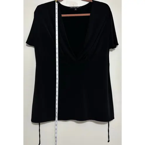 Briggs New York Black V-Neck Tie-Back Top Size 1X