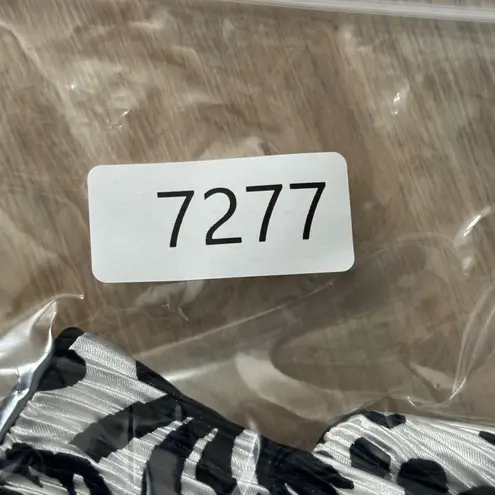 Jackie Jon Blazer Womens 12 Black White Baroque Pleated Jacket Elegant Evening