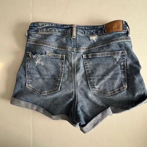 Women's American Eagle Blue Distressed Mom Jean Shorts Size 6