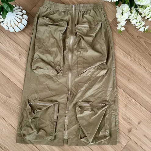 Boutique NEW Army Green Cargo Skirt