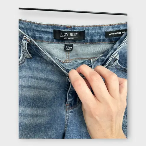 Judy Blue Women's Boyfriend Fit size 5/27 Distressed light Paisley Print Jeans