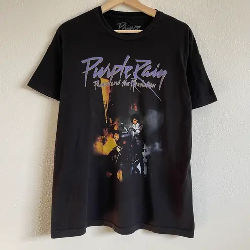 PRINCE Black Purple Rain Prince And The Revolution Short Sleeve Graphic Band Tee Size L