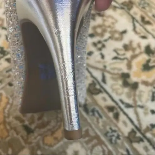 Audrey Brooke Silver Metallic Peep Toe Platform Heel Cocktail Wedding Prom