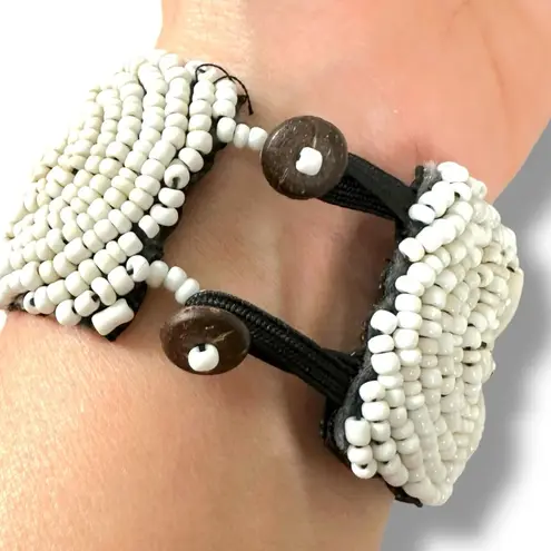 Vintage Bohemian Beachy Shell Bracelet Mermaid Summer Beaded Island Resort White