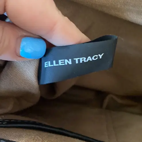 Ellen Tracy leather purse