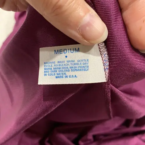 Vtg LORRAINE Size M Nightgown Burgundy Satin Silky Romantic Ruffle Neck Keyhole