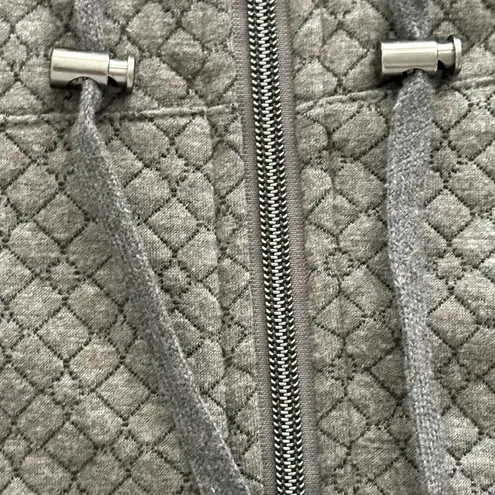 Ruby Rd Gray Quilt Look Vest with Drawstring at Waist Size Large EUC