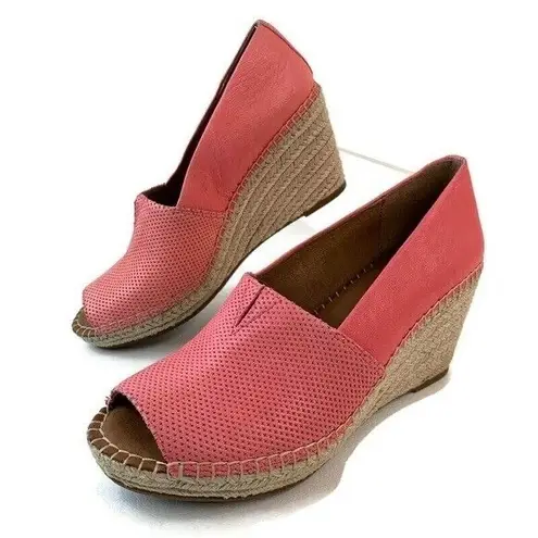 Gentle Souls Pink 7 1/2 by Kenneth Cole Wedge Espadrilles NIB