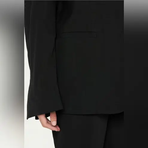 TOTEME Collarless Oversized Suit Blazer