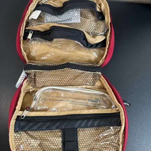 Travelon  Quilt Mini Toiletry Travel Bag - Image 6