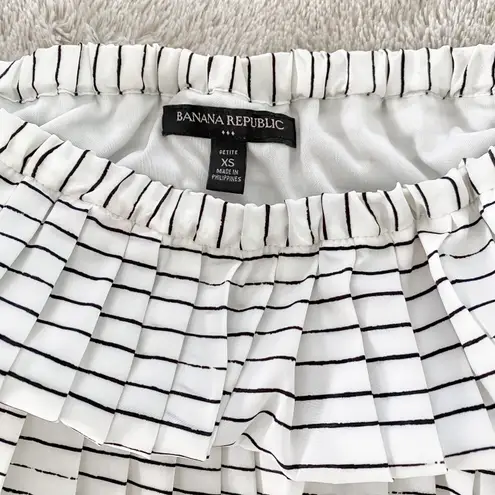 Banana Republic White Striped Pleated Skirt