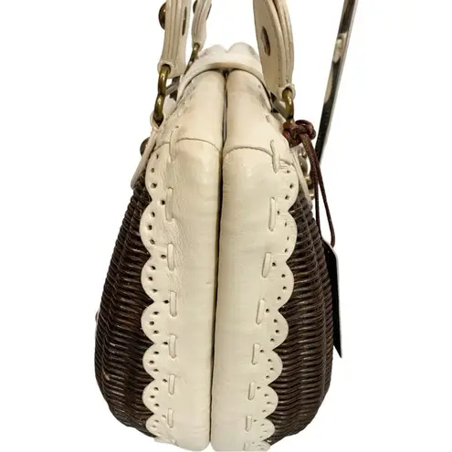 Isabella Fiore Picnic Flo Hand bag Purse NEW