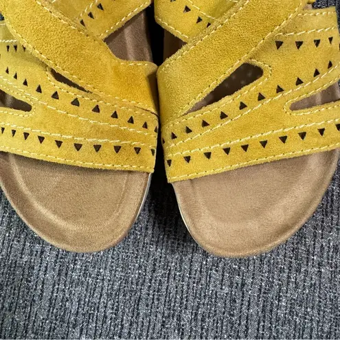 Earth Origins Women’s Suella Slide On Sandals