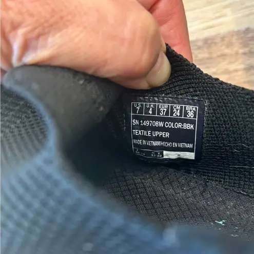 Skechers soft sock like stretch slip ins loafers shoes Black Size 7