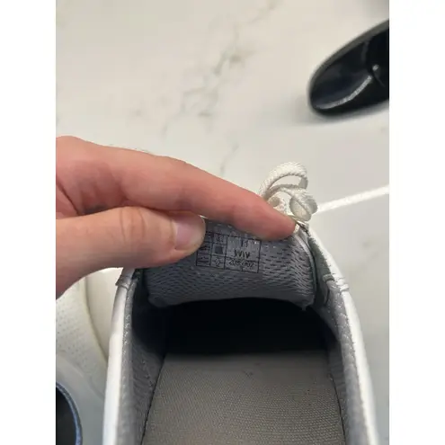 SAS Sporty Lux White Perf Walking Shoes Sneakers Womens Size 11WW 11 WW