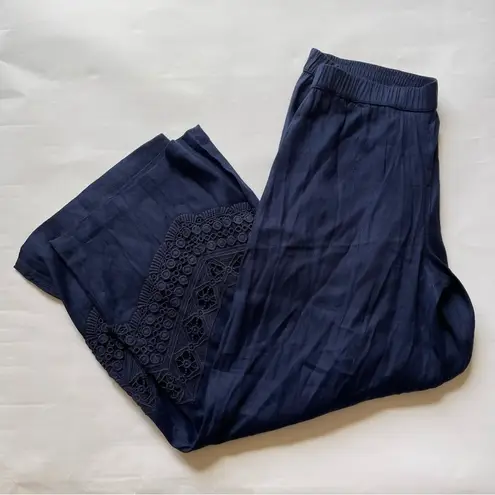 Susan Graver Linen Blend Ankle Pants Crochet Detail Navy Blue Size 12