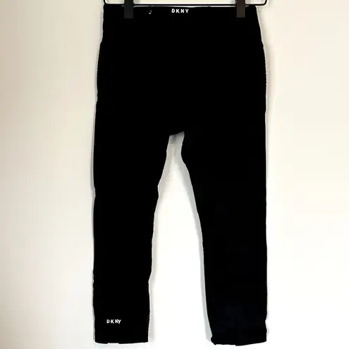 DKNY  Black Capri Leggings - Size XS