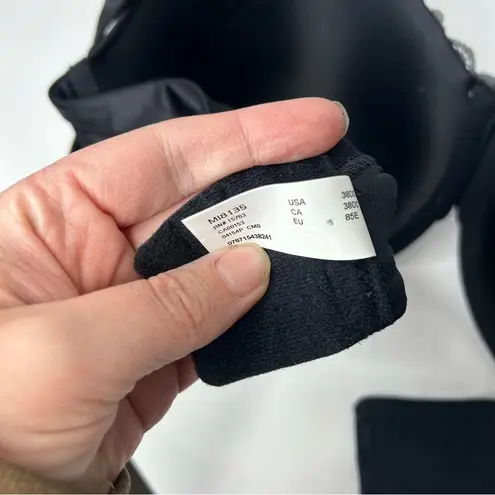 Maidenform Black Full Coverage Bra with Adjustable Straps and Molded Cups