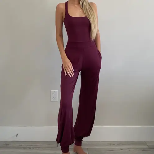 Aria Lattner Everyday Cuffed Jumpsuit in Merlot Size Large Red