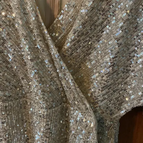 Lulus  Size Large Gold Sequin Faux Wrap Short Sleeve Mini Party Dress New w/tag
