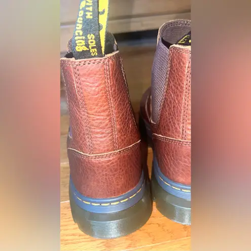 Dr. Martens  Embury Brown Chelsea Boots Men-10/Women-11  brand new with tags