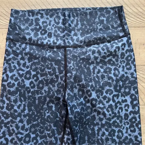 Zyia Stone Leopard Scrunchy Light n Luxe 7/8 24” Leggings 8-10