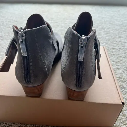 Aquatalia Grey Suede Ankle Boots Women’s Sz 9.5 Kate Middleton Silver Bu…