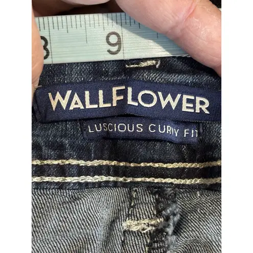 Wallflower Luscious Curvy Skinny High Rise Denim Jeans Size 22 Embroidered Gems Blue