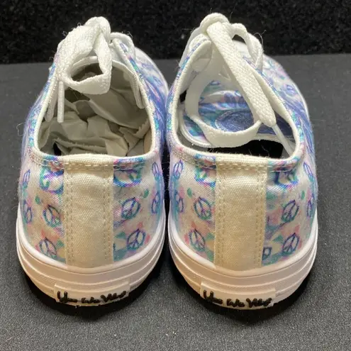 Yes We Vibe Women's Athletic Shoes Sneakers Boho Artsy Size 6M Peace/ Pastel White