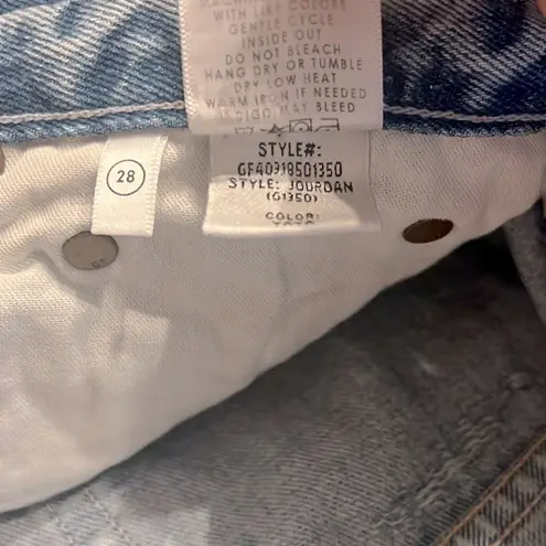 GRLFRND Jourdan Slim Tomboy Cutoff Distressed Denim Shorts in Yaya Size 28