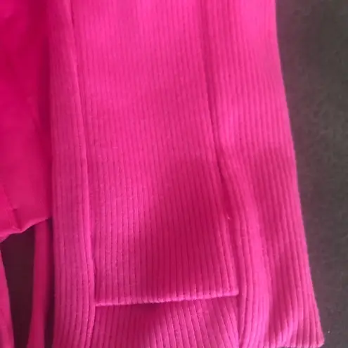 Saucony Funnel Neck Athletic Pullover Top M Cinched Hem Thumb-Holes Running