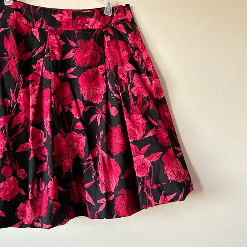 New York & Co. NWT Sz 12 Black Red Rose Floral Balloon Circle Skirt 100% Cotton