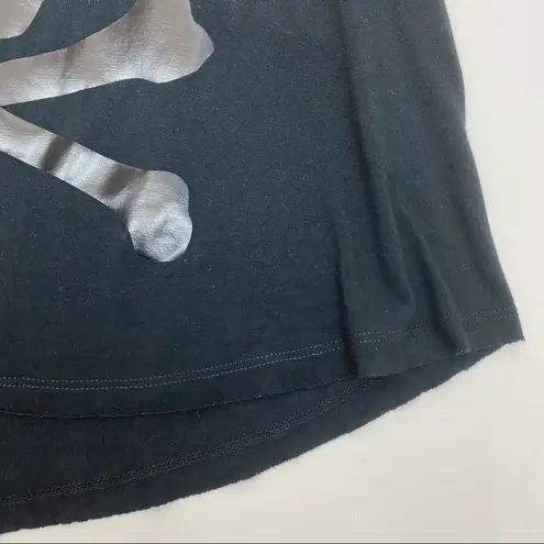 SoulCycle Logo Skull Cropped Tank Top: Black