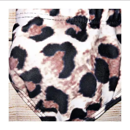 Leopard Print Shelf Bikini Top Size M Size M