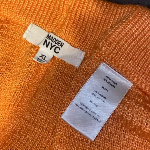 Madden NYC Juniors Crochet Shorts in Coral Reef