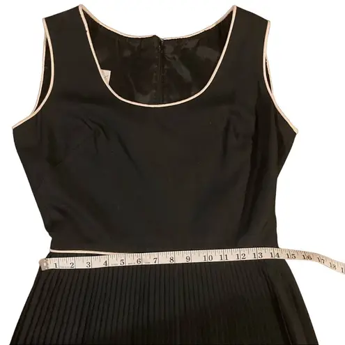 Vintage 60s Style David Barr Black and White Pleated Skirt Sleeveless Dress