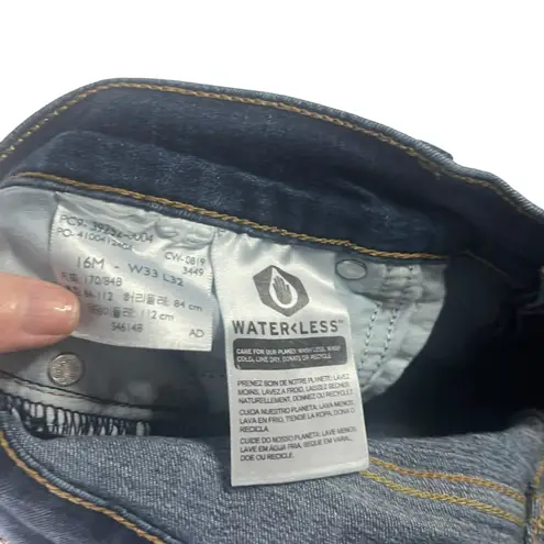 Levi Strauss & CO. Women's Plus Size 16 Medium Dark Wash Classic Boot Cut Jeans