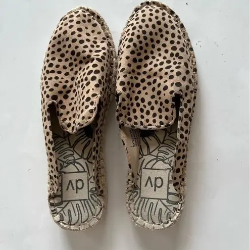 DV Dolce Vita Elaine Leopard Espadrille Slip on Mule size 7 Tan