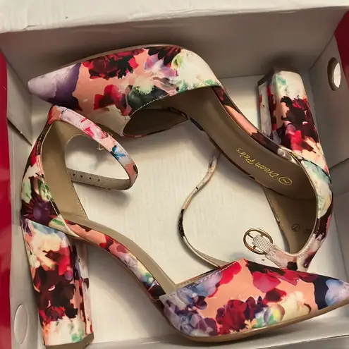 Dream Paris Dream Pairs Floral Heels