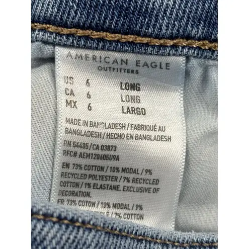 American Eagle  Mom Jeans Women's 6 Long Light Wash Distressed Stretch Comfort