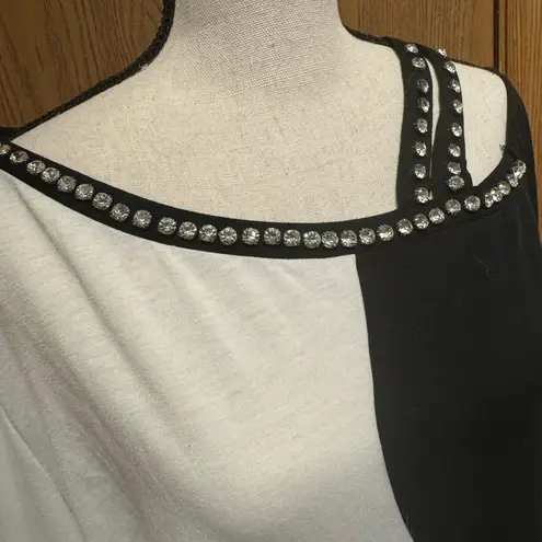 Chic Me Top Fashion Color Lock Water Diamond Cold Shoulder Top Casual Long Sleeve