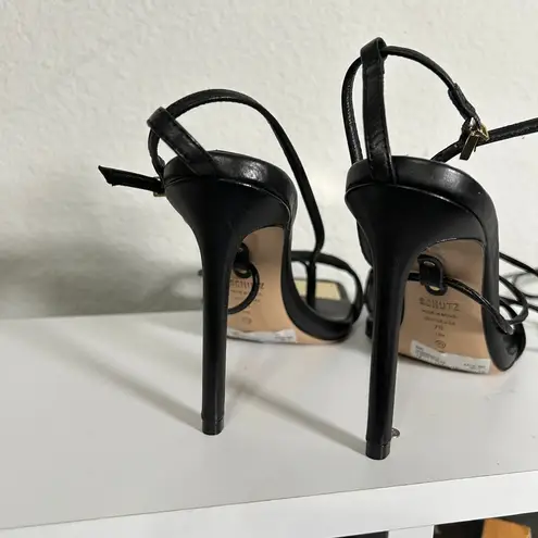 Schutz Vikki Ankle Wrap Sandals Black Gold Plate Toe Bed NWOT Size 7 $128