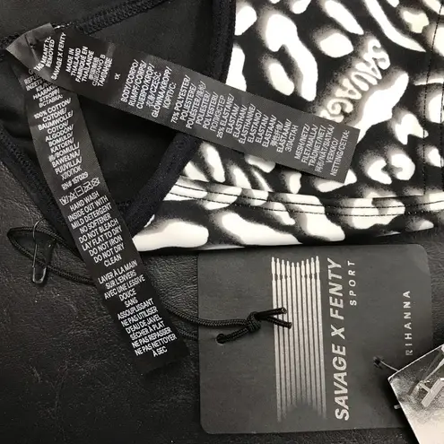 Savage X Fenty Black and White Women's Swimsuit. NWT Size 1X