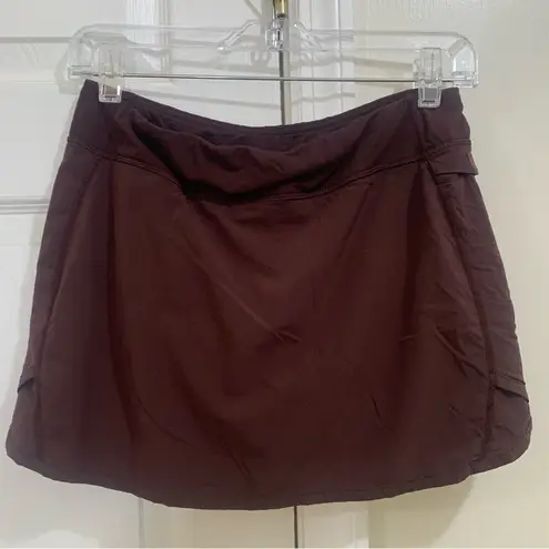 Patagonia  Skirt Skort w/Built in Shorts Deep Burgundy Size Small