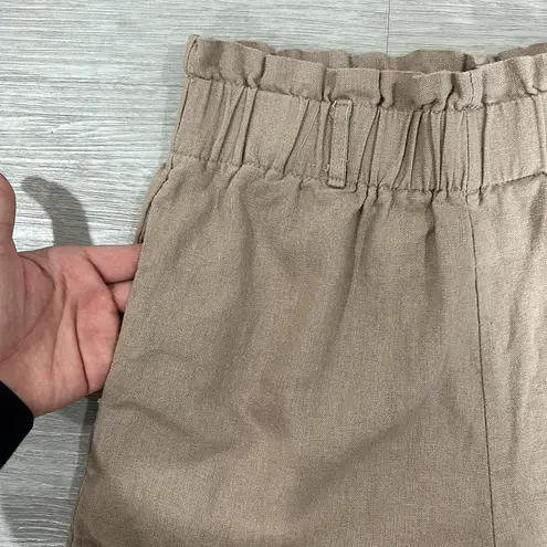 Heart & Hips nwot //  paperbag linen blend shorts with pockets