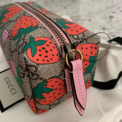 Gucci New  GG logo strawberry makeup cosmetic bag case Pouch Authentic!!