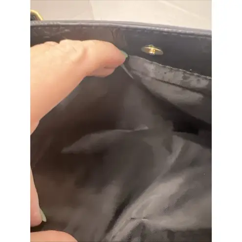 Hot Gal Vintage GAL Black And Cream Shoulder Purse w Tassels