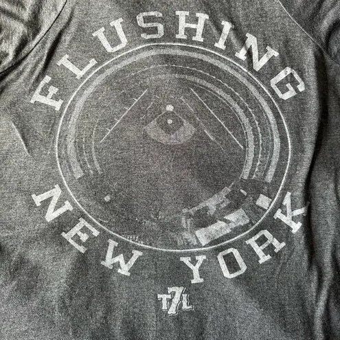 The 7 Line New York Mets Shea Stadium Gray Flushing Tee Size Large